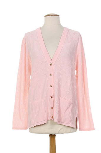 20 et 20 cardigans femme de couleur rose (photo) 20 et 20 cardigans femme de couleur rose (photo)