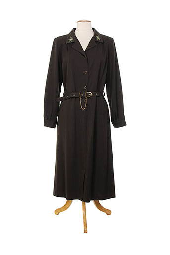 20 et 20 robes et mi et longues femme de couleur marron (photo) 20 et 20 robes et mi et longues femme de couleur marron (photo)