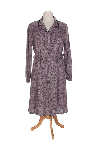 20 et 20 robes et longues femme de couleur rose (photo) 20 et 20 robes et longues femme de couleur rose (photo)