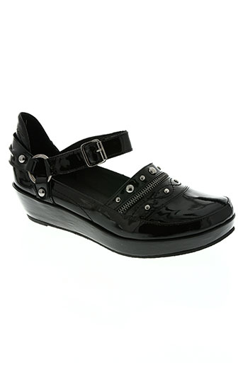 regard chaussures femme de couleur noir