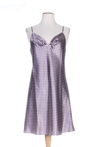 louva nuit femme de couleur violet