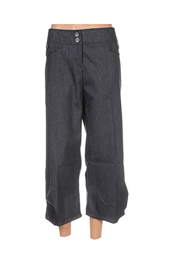 3322 pantacourts femme de couleur gris